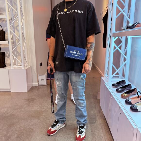 Best Price‼️Marc Jacobs The Denim Chain Mini Bag Dark Wash - Picture 6 of 7